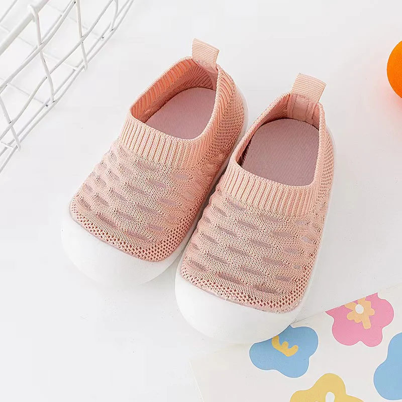 Knitted Barefoot Socks for Babies - Image 7